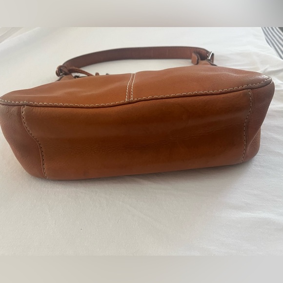 Fossil Leather Purse. 11” by 8” - Picture 14 of 14